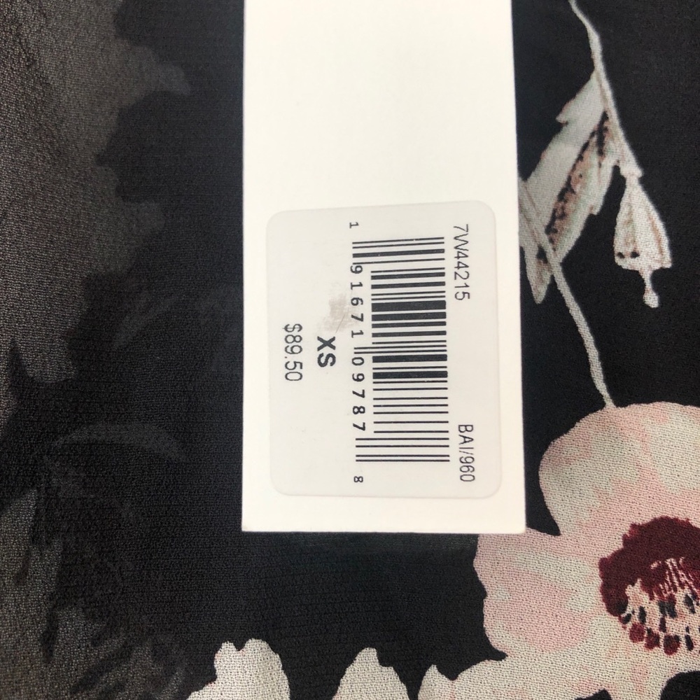 Lucky Brand Floral Pattern Ruffle Sleeve Blouse - Picture 8 of 8